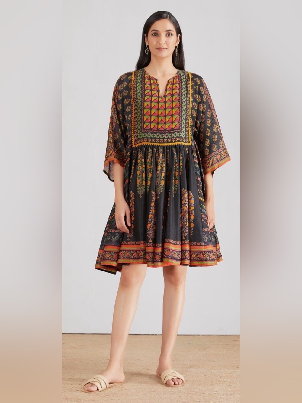 Anthropologie dress. Size XS (oversized, can easily fit S). Excellent condition.